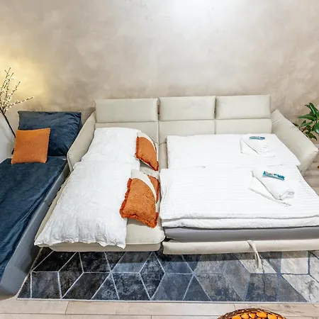 Garbo 3 Bedroom Centrum Very New * Koszyce